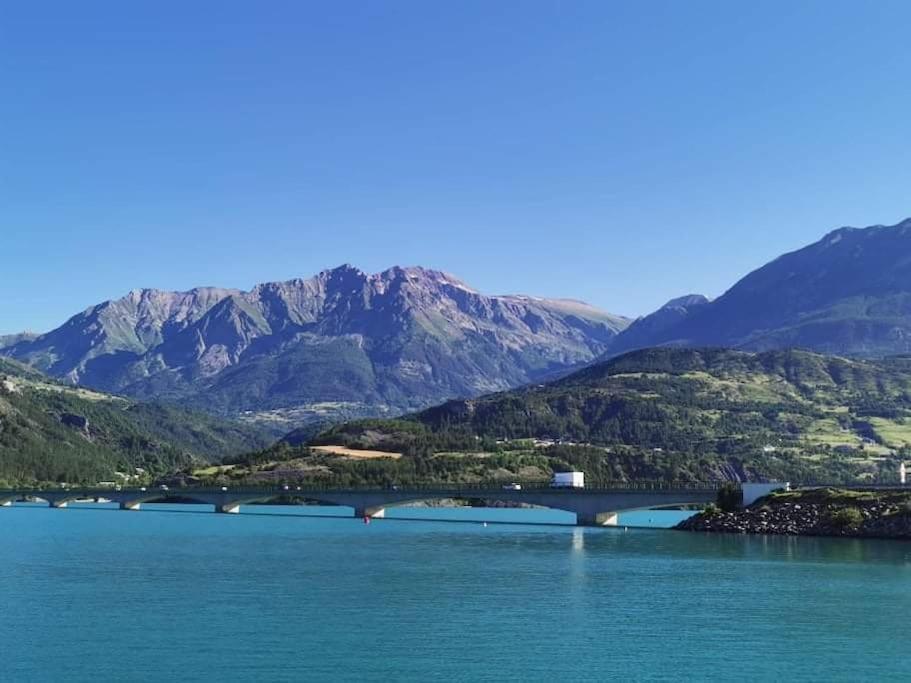 Duplex Cocooning Avec Vue Lac Et Montagnes Savines Esterno foto